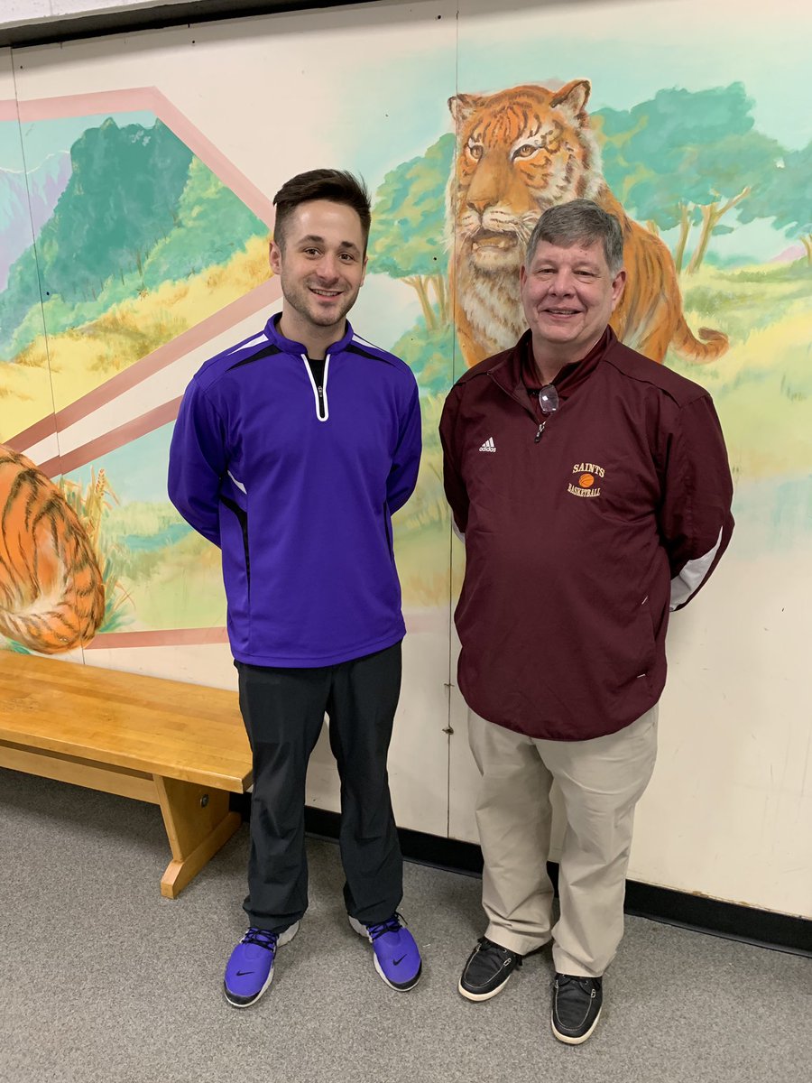 This is Coach Joe Morgan from Indianapolis Lutheran! This is Coach Morgan’s fifth year coaching for Indiana Elite North vs South 🏀✋🏼