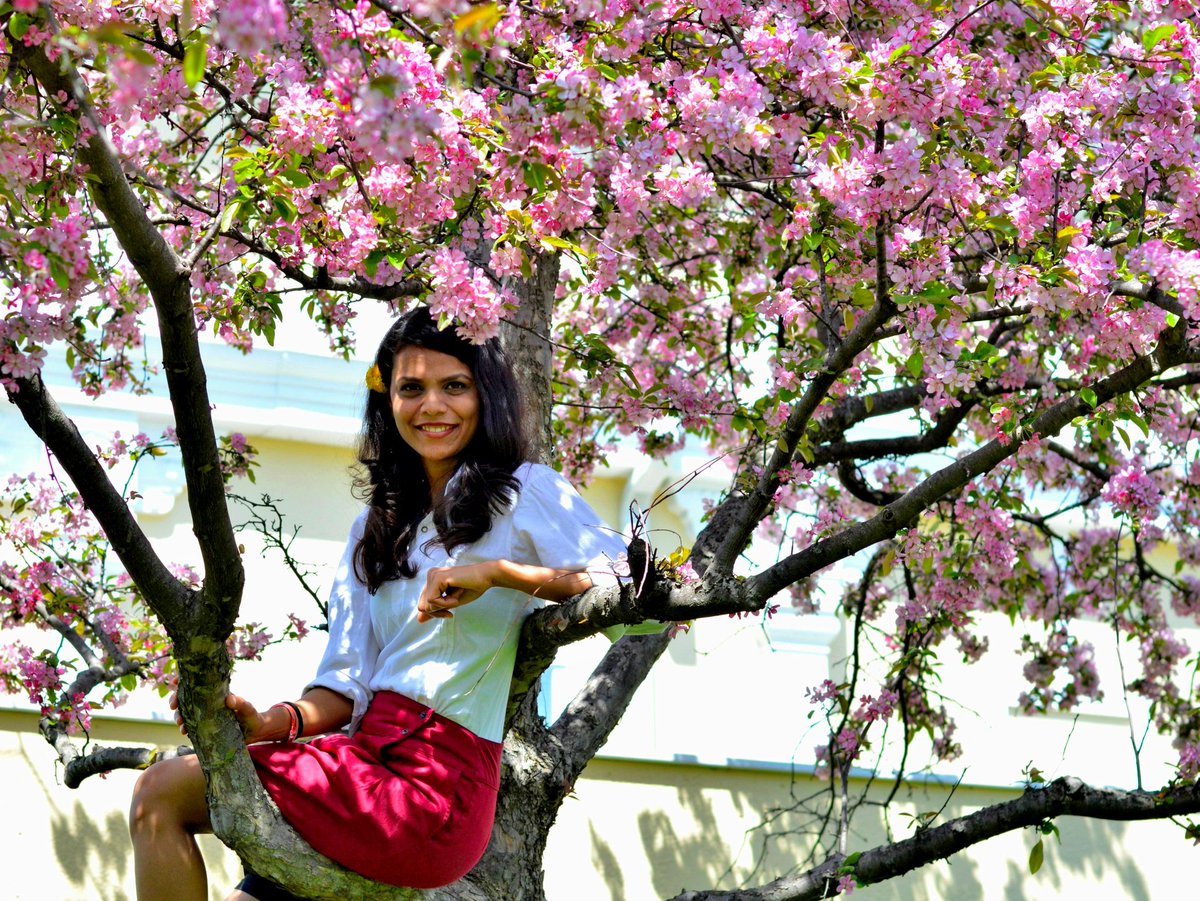 maharishiuni's tweet photo. Miss the MUM Visitor's Weekend? You can always come next month, when it's a little warmer! Register for April 4-6: https://t.co/HWn39FgRTr. Photo by Prakash Rai.
#maharishiuniversity #mum #visitorsweekend #spring https://t.co/M6oqYM4j0P