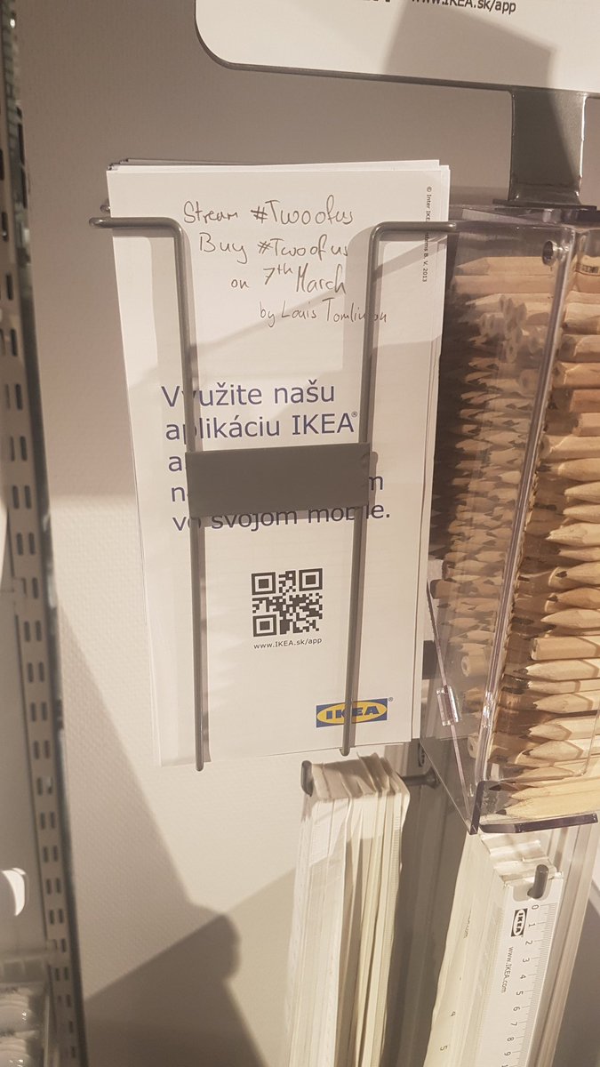 lovelyvrmin's tweet photo. I did "some" promo for Louis in Ikea while my dad was searching smth π€ͺ
#TwoOfUs #4DaysUntilTwoOfUs #PromoTwoOfUs #LouisTomlinson #LT1 https://t.co/XEbiNPCS5V