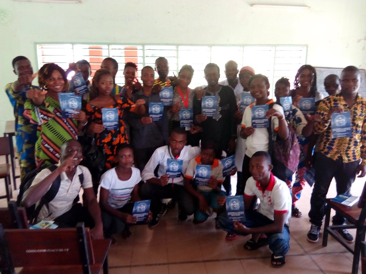 Raphaelbrown8's tweet photo. Une journée de sensibilisation hier sur l'UAC (Université Abomey-Calavi) sur les visions de MAPS, un évènement qui s'est déroulé à la fois au Bénin, Kenya et Uganda. @ParvatiOfficial , @omesasam @darcybelanger #signMAPS https://t.co/6hPFQ0qyHu