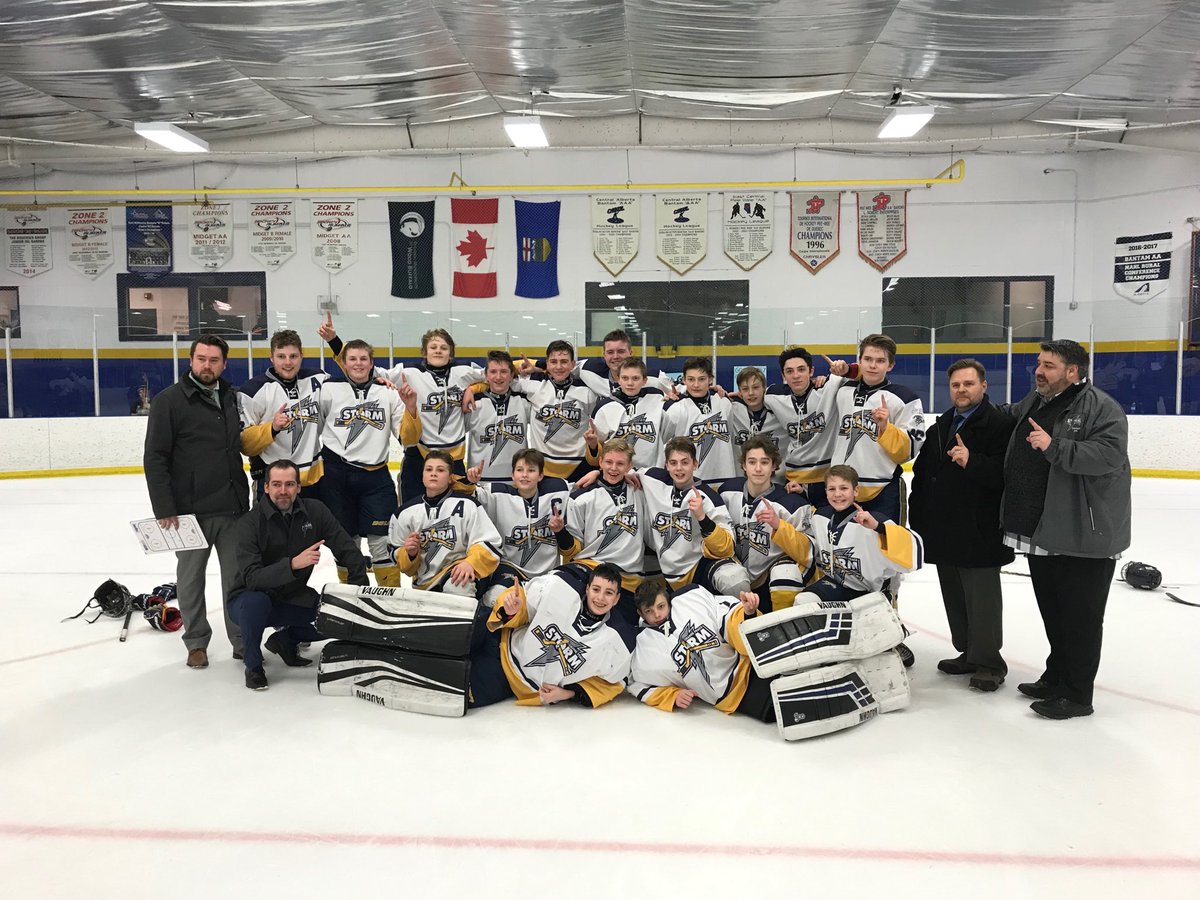 SWishnowski's tweet photo. Dreger Racing Bantam AA win 4 straight in divisional playoffs!!!   On to second round of playoffs!!!!   Some very happy boys and coaches!
#GPAC #gpmha. https://t.co/5a6SZ7KY5l