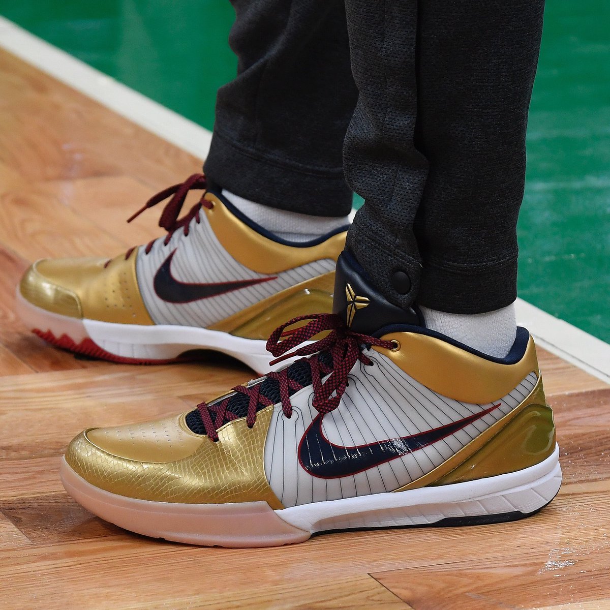 kobe 4 olympic gold