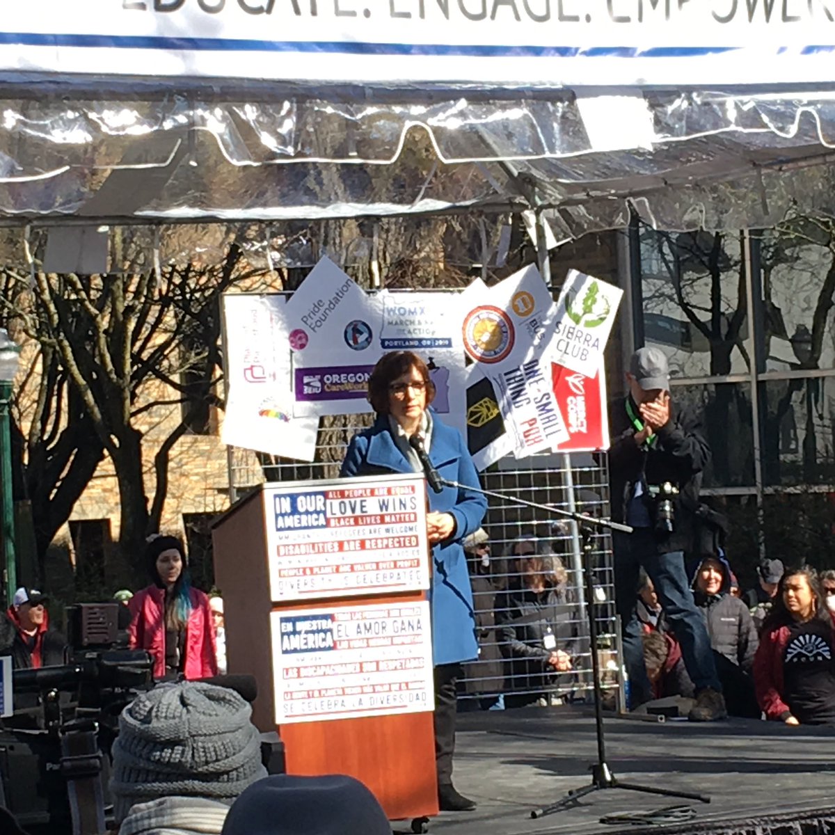 NWGSDPDX's tweet photo. Don’t we all love #RBG! @RepBonamici: “It makes a difference to have voices heard!, great crowd! #protestsigns @WomensMarchPDX #whyimarchpdx #WomensMarch #pdx #SundayThoughts https://t.co/C1KTThp08Y