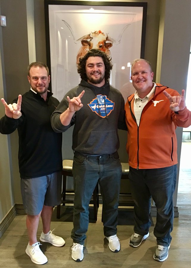 D0wy5uhXcAAm8nZ?format=jpg&name=900x900