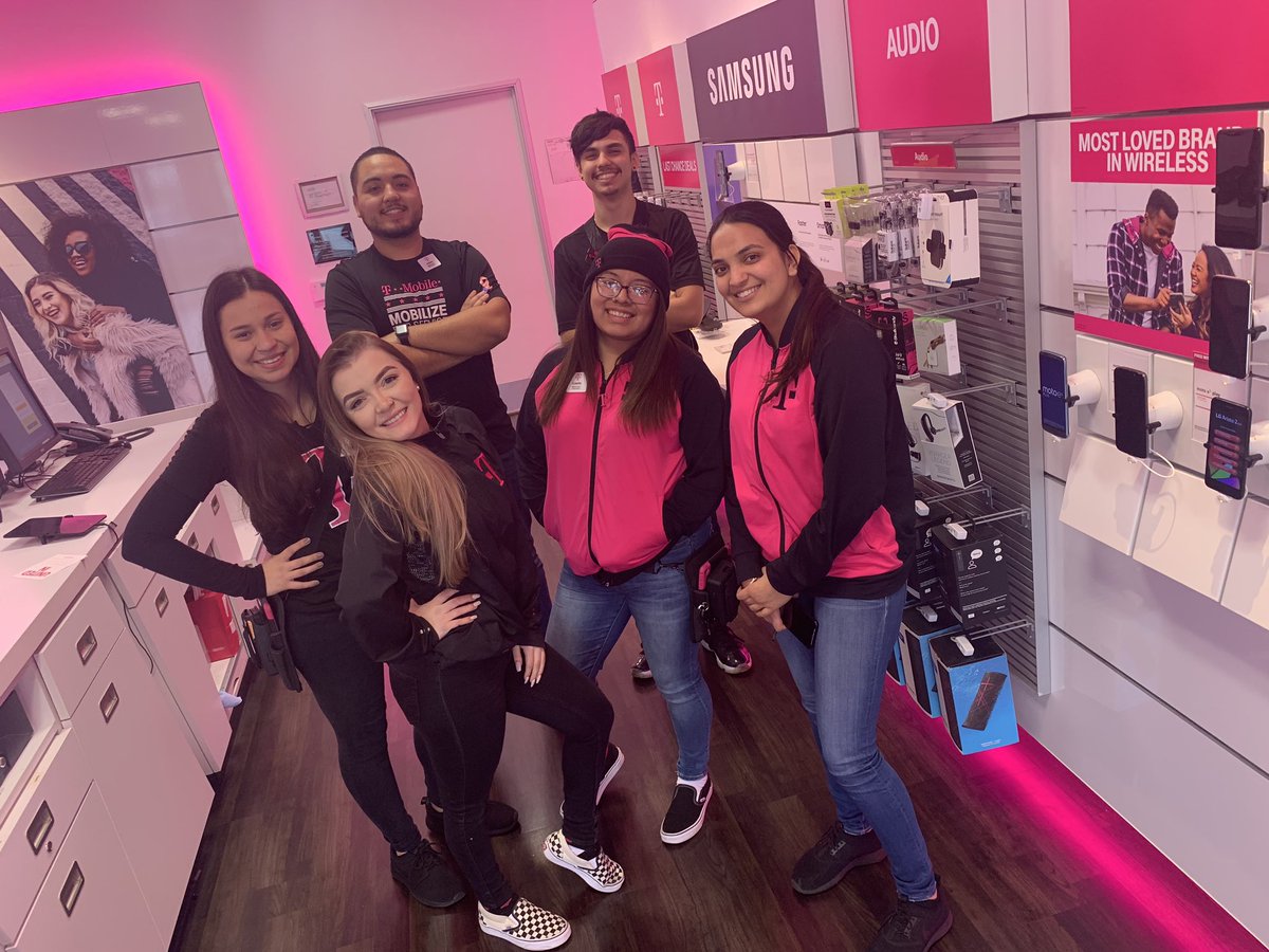 Lisa Marie. tweet media