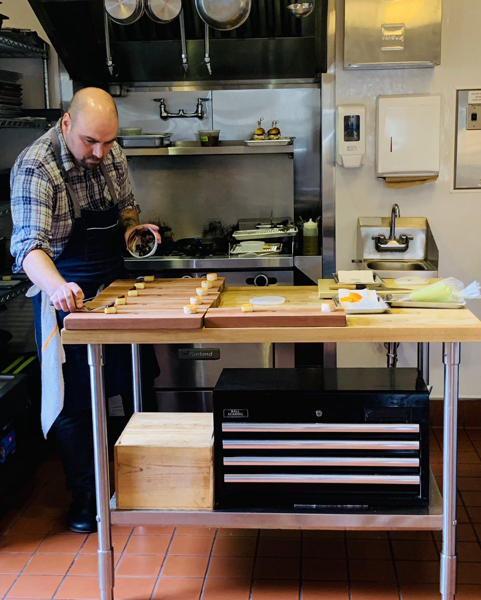 SOMMspirations's tweet image. Blown away by the Chef’s Food &amp;amp; Wine tasting at @longmeadowranch. Thanks Colin for leading me @Afunkshion and @Winerywanderin2 through these lovely pairings and to @ColangeloPR for setting this up! #longmeadowranch 
#sthelena
#farmstead