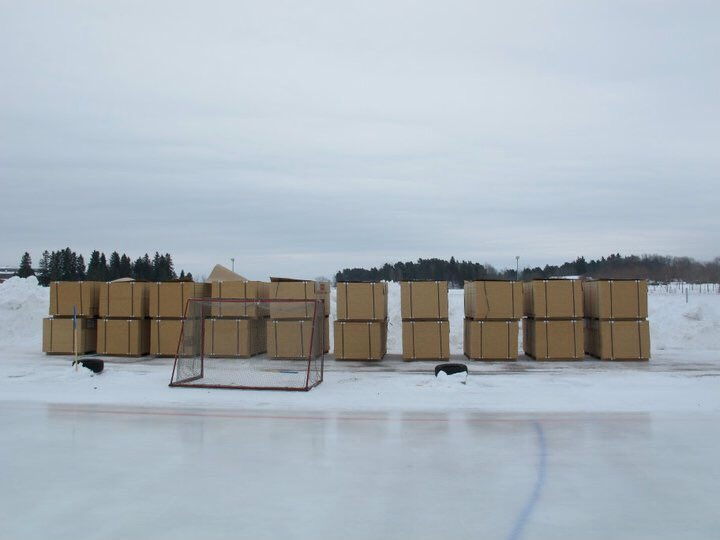 Det här är Relitahallen, ouppackad, för nästan precis åtta år sedan.