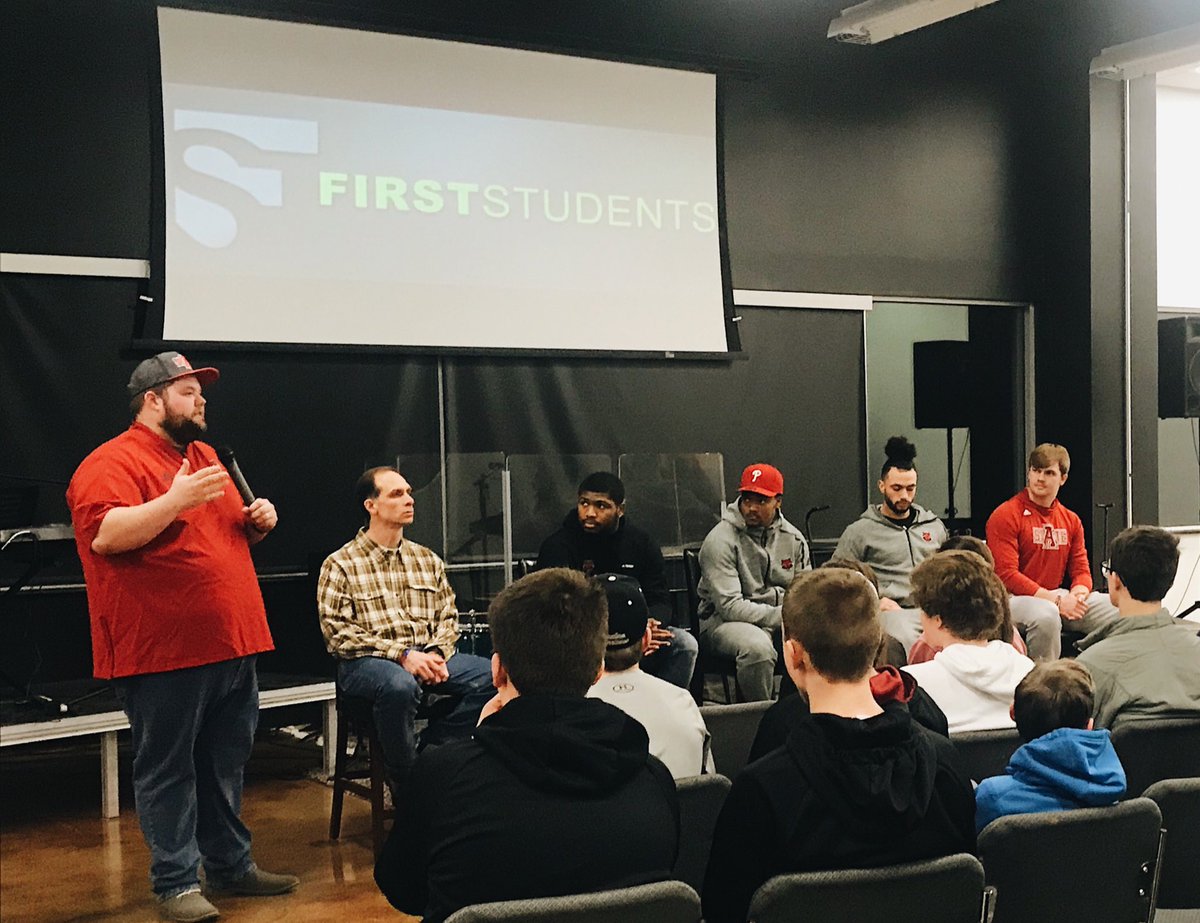 firststudent701's tweet image. a HUGE thank you to ASU FB players Justin Clifton, Kirk Louis, Reed Tyler, &amp;amp; Logan Wescott that joined us in a time of fellowship &amp;amp; shared with us the importance of staying grounded in your faith, having mentors, reading the Word, and being in good/healthy community #wearefamily