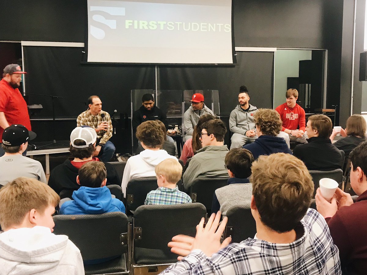 firststudent701's tweet image. a HUGE thank you to ASU FB players Justin Clifton, Kirk Louis, Reed Tyler, &amp;amp; Logan Wescott that joined us in a time of fellowship &amp;amp; shared with us the importance of staying grounded in your faith, having mentors, reading the Word, and being in good/healthy community #wearefamily