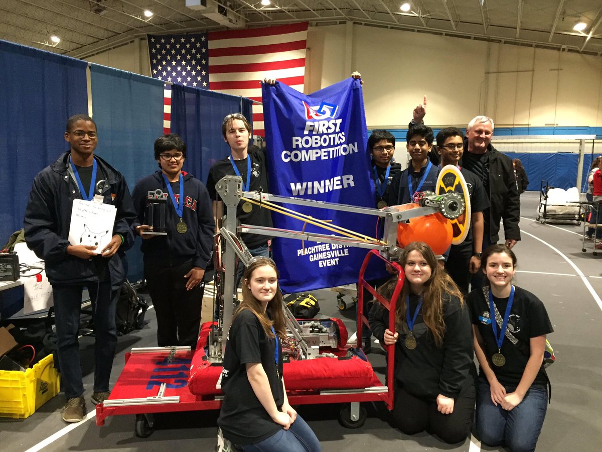 Congrats to <a href="/EagleBots4112/">Eaglebots</a> on a win at the #pchgameday <a href="/SouthForsythHS/">SouthForsythHS</a> #southstrong @cmacopedia <a href="/ldubillson/">Laura Wilson</a>