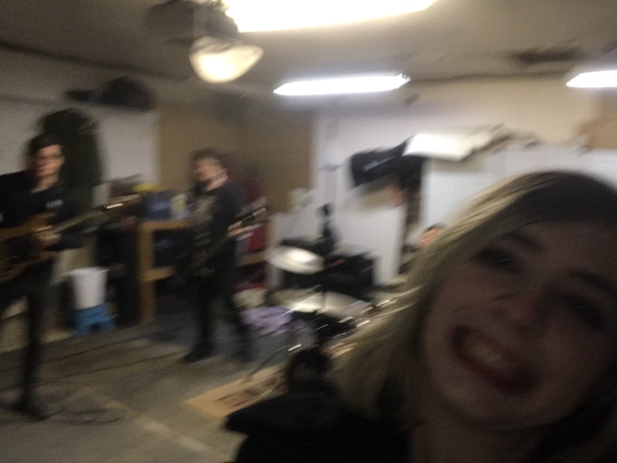 hi again we are band. 

Fort Wayne, we’re headed your way this Friday! We’re very excited to inspire some moshing with <a href="/reasondefine/">Reason|Define</a> , <a href="/HYHband/">HYH</a> and more so come say yo.

facebook.com/events/1193646…

🤘🏻🤘🏻🤘🏻