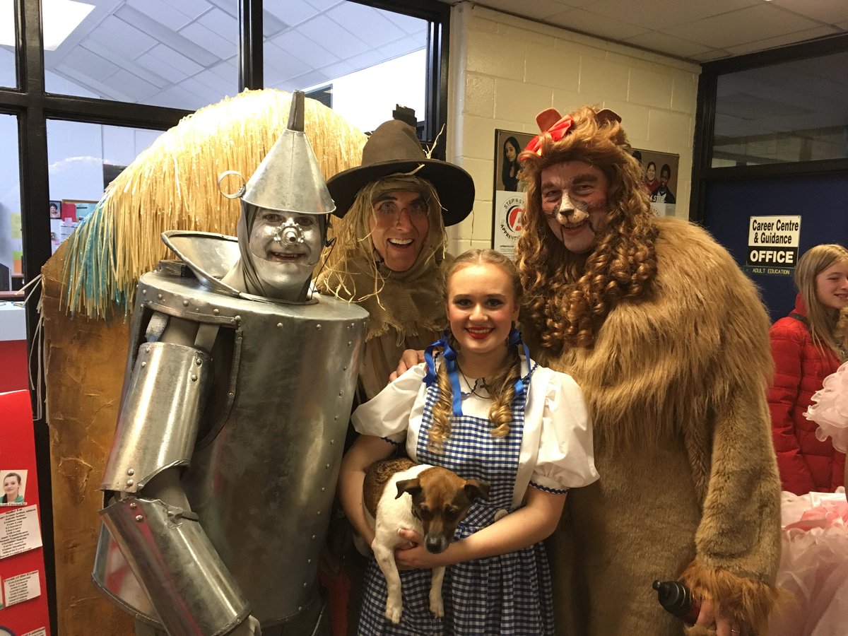 pauls_SWAgRtown's tweet photo. 6 great performances by Ridge Players of the Wizard of Oz wrapped up this afternoon!  Thanks to all involved for the great entertainment!! 51 years of community theatre! https://t.co/eYO7wDSNHz