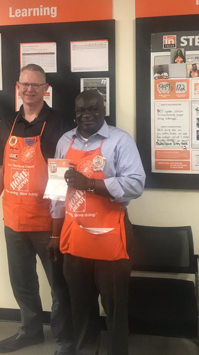 Sherre Davis-Hood (@1sherredavis) on Twitter photo <a href="/l_tinsley/">Martin Tinsley</a> Rewarding Amadou for always finding a way to say Yes to our Customers!! <a href="/l_tinsley/">Martin Tinsley</a> Rewarding Amadou for always finding a way to say Yes to our Customers!!