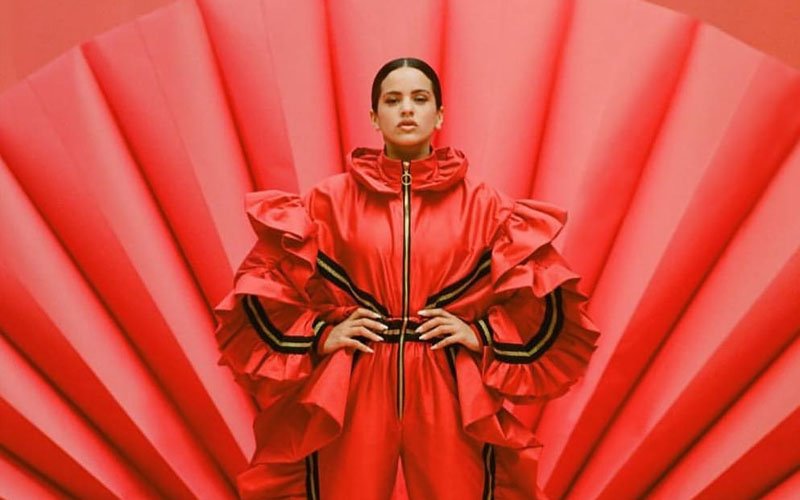 KhuKhuLondon's tweet photo. Writing a FAN OSCARS on the best hand-fan featuring films is fun, but epic! So for now I'll share one of the gem images I've tripped over on the way #Rosalia  #flamenco-pop boss and brave young woman. love the photo. https://t.co/LEJ46dzsdI