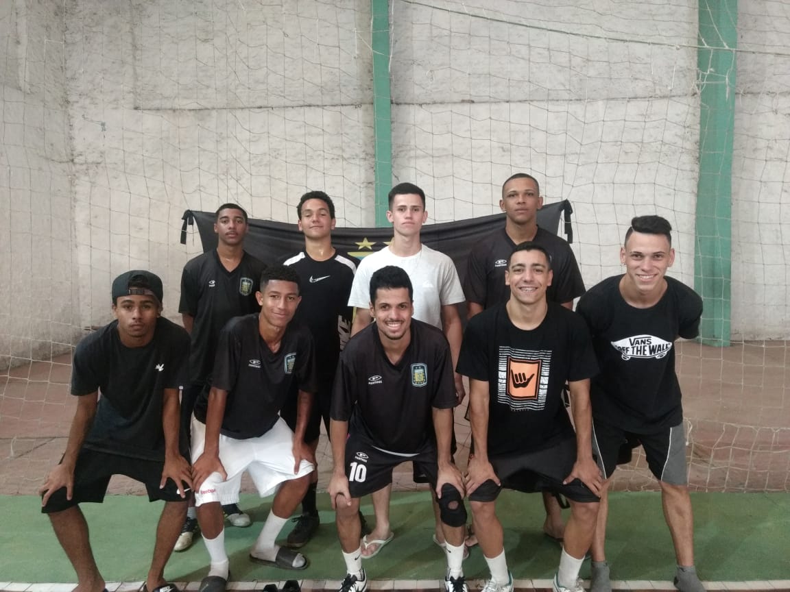 IrmanOficial's tweet photo. Neste fim de tarde nossa equipe enfrentou a equipe do @FcQuebrada, em um jogo bem disputado por ambas equipes, nossa equipe soube ser superior e venceu pelo placar de 7x5.

#ÉoIrmandade 🇦🇷 https://t.co/6ngj1TQ3Uk