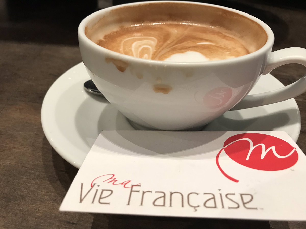 LivesParallel's tweet image. Fantastic to connect with @MaVieFrancaise over early morning #coffee In #Melbourne 🇫🇷☕️😀