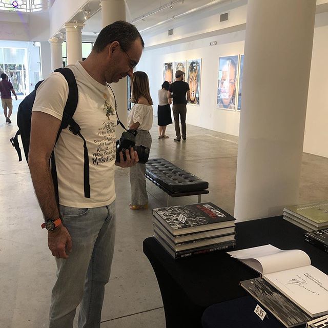 MIAPhotoFest's tweet photo. Enjoying MiamiPhotoFest until the last minute! #miamiphotofest @miamidesigndistrict https://t.co/KAT50TiQIx https://t.co/x1HFPxlt66