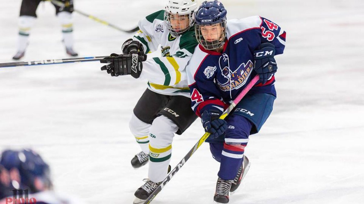 L’organisation des Gaulois est triste d’apprendre aujourd’hui, le deuil du hockeyeur Alec Reid. Les Gaulois tiennent à offrir ses plus sincères condoléances aux proches de Alec.