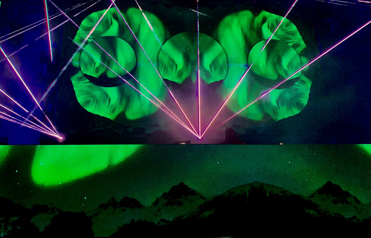 Leah_Waldon's tweet image. Do I have to go home? #DejaVoom