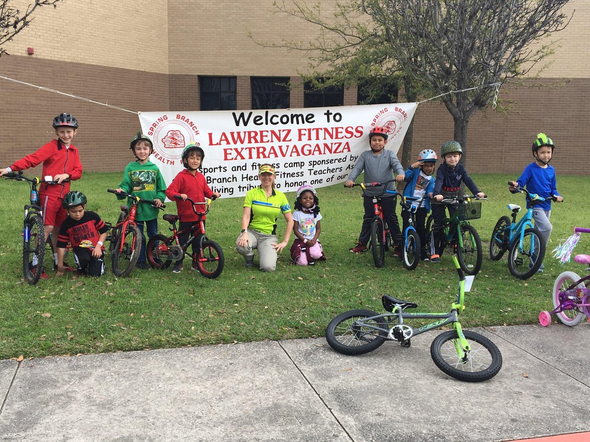 One of the cycling classes from yesterday's Lawrenz Health Fitness Extravaganza. #CollectiveGreatness
📷: <a href="/marrbeck/">Becky Marr</a>