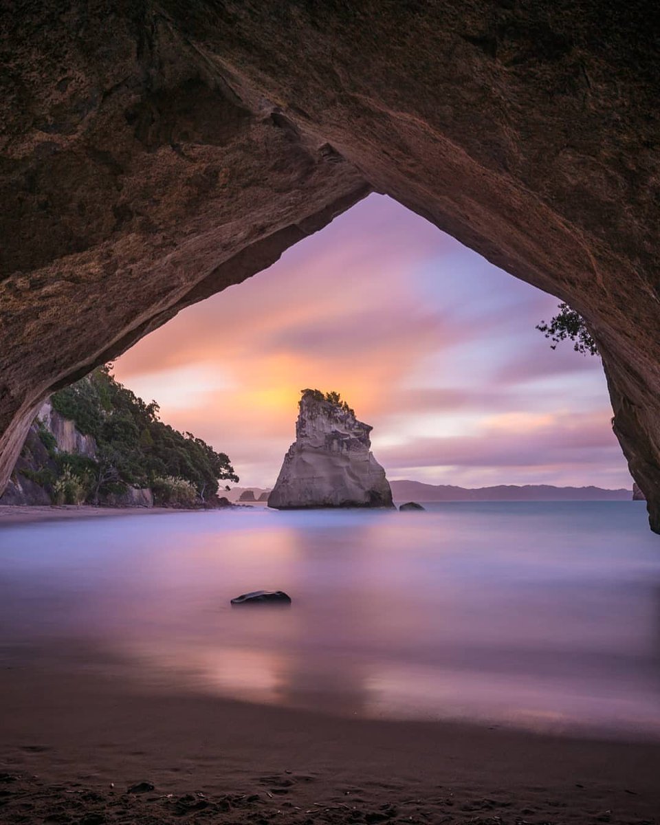 landography's tweet photo. Wonderful Long Exposure Landscape Photography by https://t.co/CdQQURMIdo Winston Tan #Landscapephotography #travelphotography https://t.co/Nw9jGrSs1X