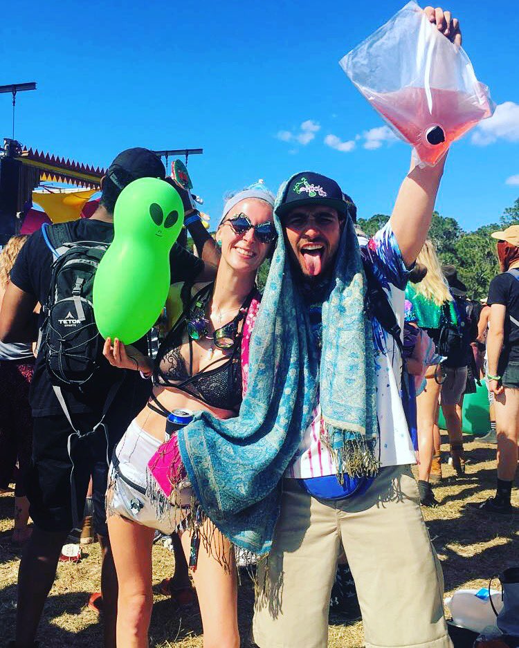 Dirty_Donooo's tweet image. Damn @okeechobeefest we miss you so much 💔😭#Wahhh 
PS: see you in the portal again one day 😉👽