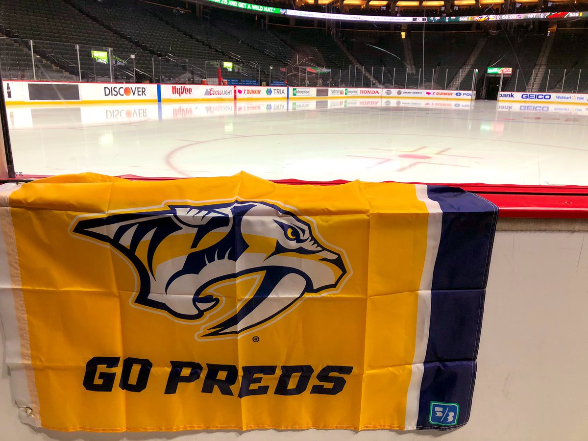 PredsNHL's tweet photo. Thought Minnesota could use some GOLD, so we’ll leave them some. 😏
Enjoy the #Preds @FifthThird flag!
#NSHvsMIN https://t.co/cJSnmQi4Is