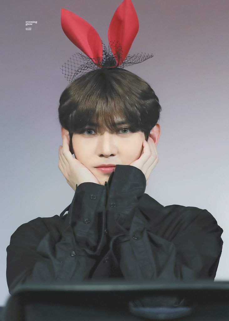 ❥ 190303 ☪︎｡･. 
cr. crimson1107 ♥ eveningglow615