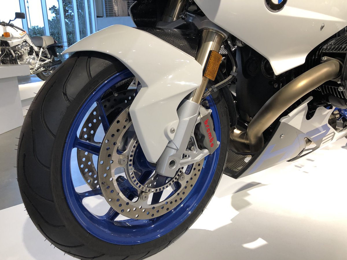 mrzphd's tweet photo. My flight was delayed in #Birmingham because of weather, so I got to see @BarberMotorPark. #MotorSports #race #mororcycle https://t.co/kZUllmogi1