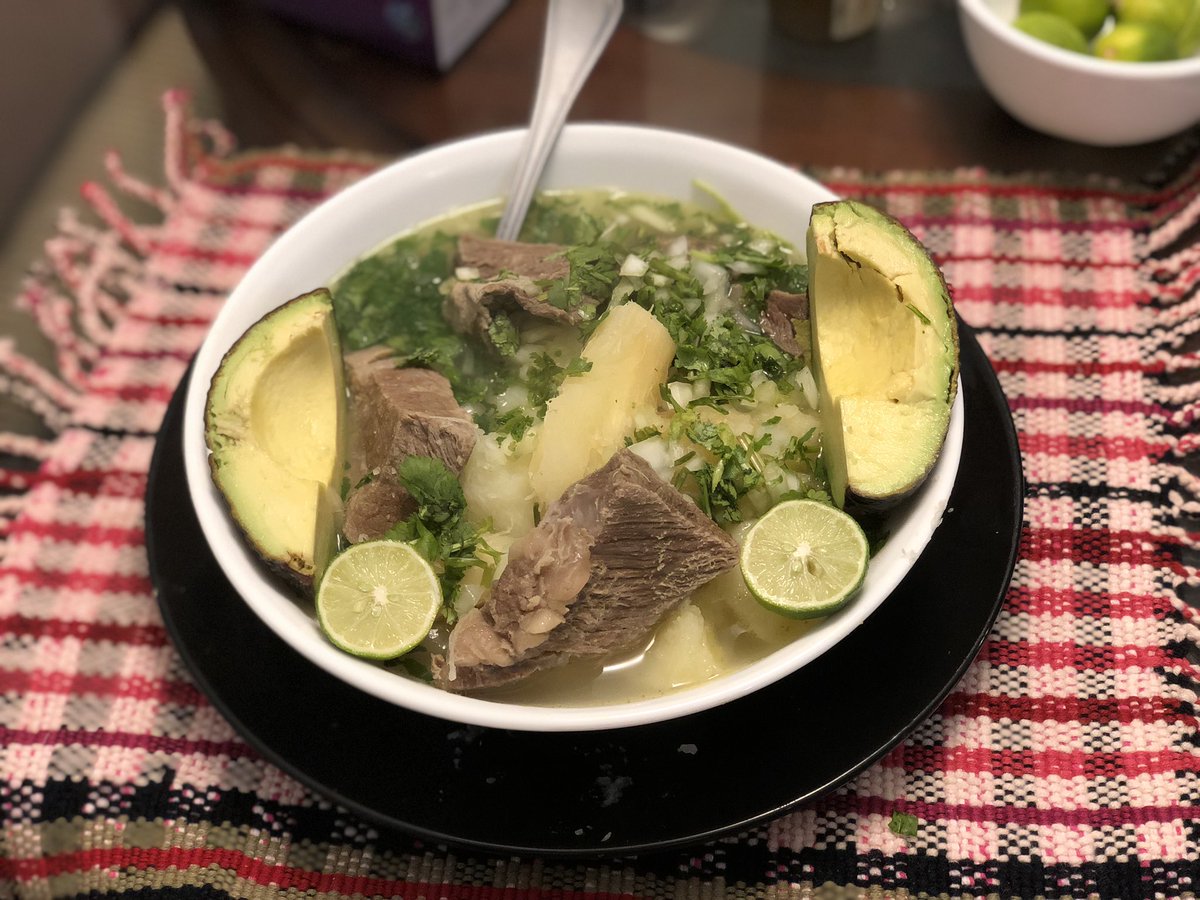 Tekandi's tweet photo. El caldo de res es un suculento platillo típico en Centroamérica y México. Existen muchas versiones de su receta e ingredientes, lo cierto es que cada familia le pone su toque especial y nunca falta una ocasión para degustarlo #TexasLife #DelRío #DRTx https://t.co/WIm5snUNlo
