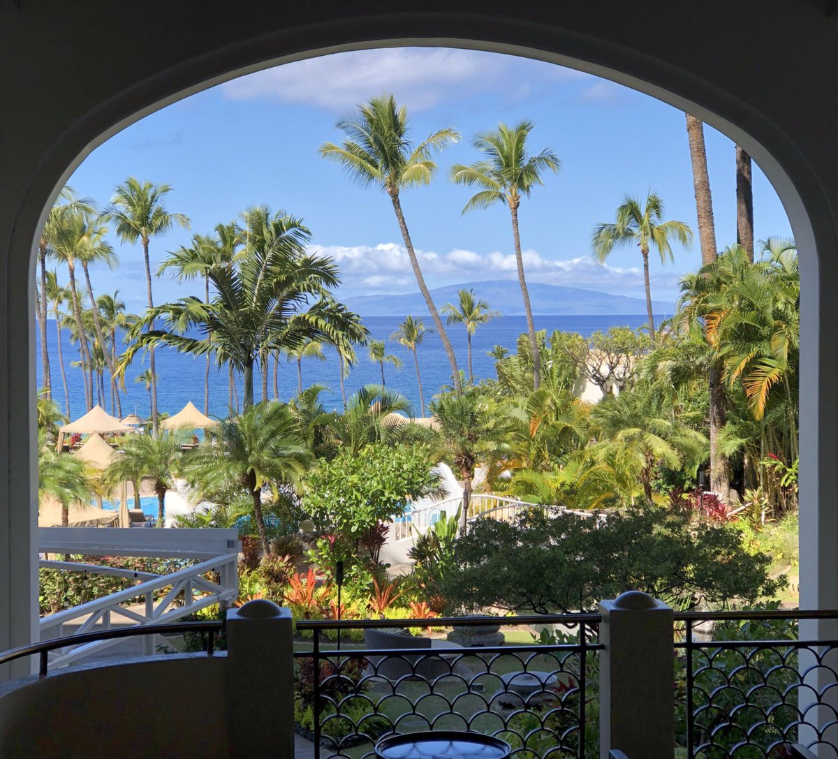 BernardAFox's tweet photo. WOW! #pancreatic #cancer WATCH THIS GUY!! *SLIDE SET 6* Dr Eric Tran #adoptive #immunotherapy GURU @ChilesResearch & @NCI_CCR_SB alumn talks @agon_ox #DeepDive19 alt #ImmunoOnc19 / pulls out #neoAg reactive T cells for @letswinpc @PancreaticCanUK @OfficialPCA #FinishCancer https://t.co/flryVug8eL