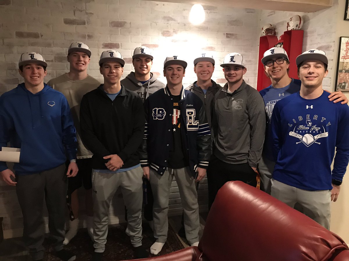 LHS_Baseball tweet media