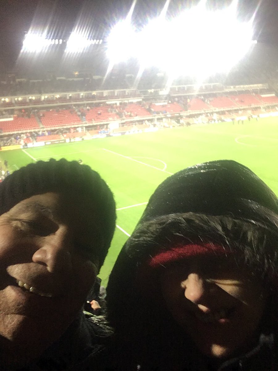 dlherber's tweet photo. Home opener! Go United! https://t.co/X5AsKLPMlU