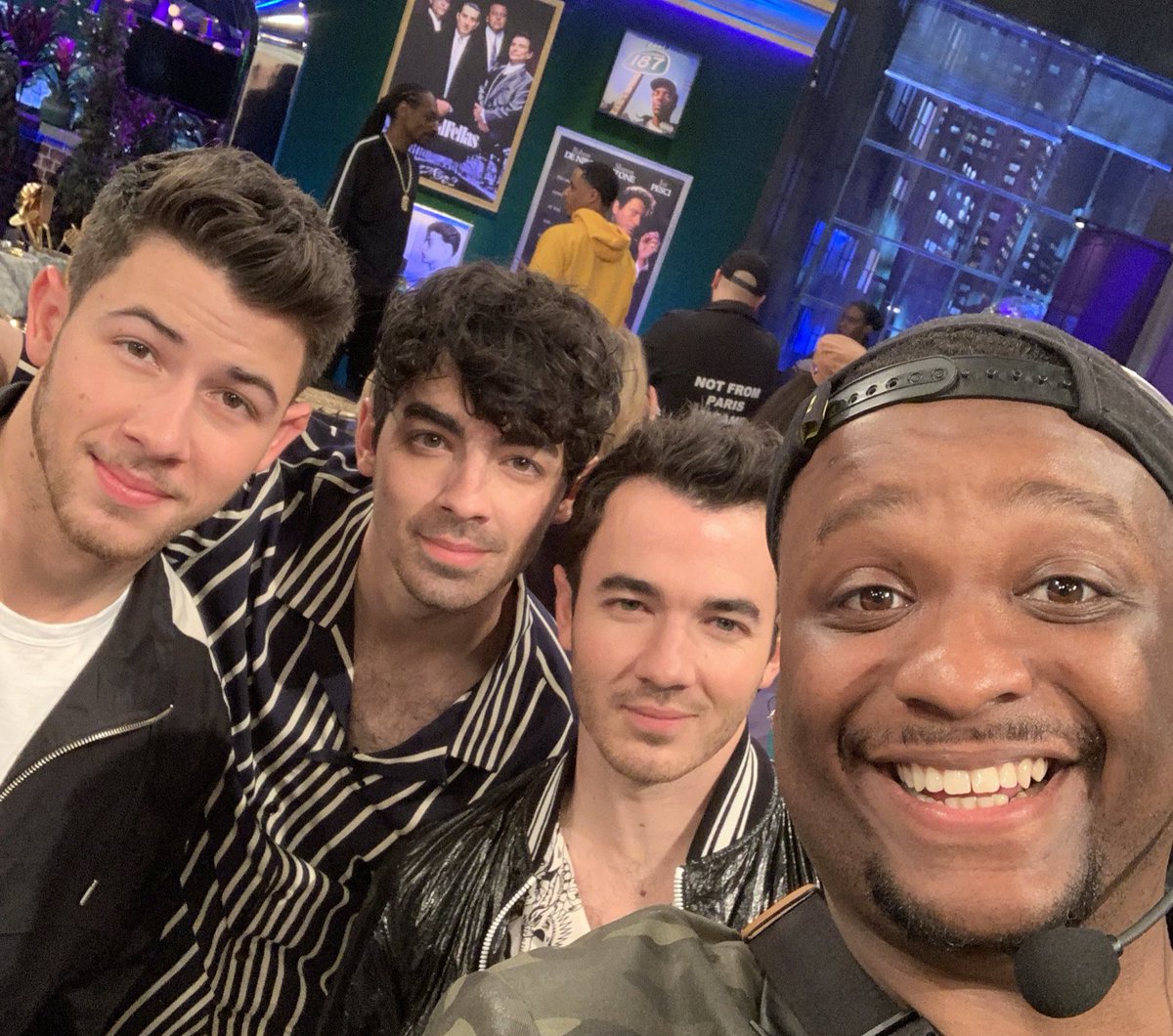 mattwasfunny's tweet photo. Im the lost Jonas brother! https://t.co/ZVH7dMzzNT