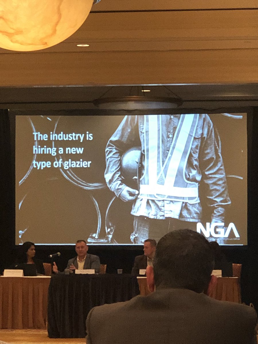 SmartLiftUS's tweet image. The new type of glazier wants to use modern equipment  #BEC2019 #SmartLift