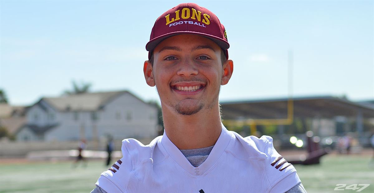 LucasAguilar247's tweet image. Brentwood (Calif.) Liberty 4-star QB @jay_butterfield talks junior season with @lhslionsfb, recent offer from #OregonState, which schools are recruiting him the hardest, and updates his offseason plans

(via: @BeaverBlitz)

247sports.com/college/oregon…