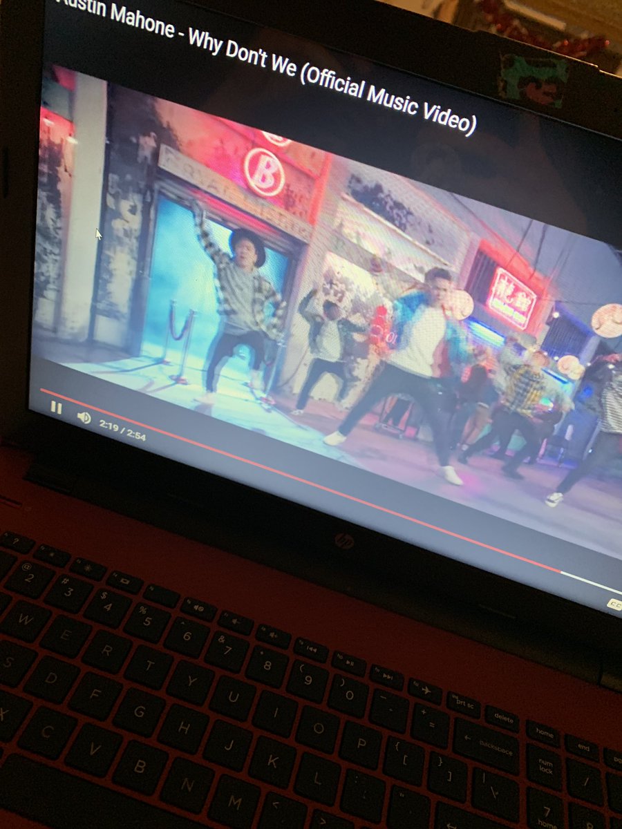 returntojoe's tweet photo. still goin ๐คช๐ #WDWMusicVideo https://t.co/UgGtMNGIQB https://t.co/bwaAmFs41I