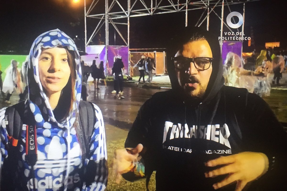 Oluna 🎧🍏 tweet media