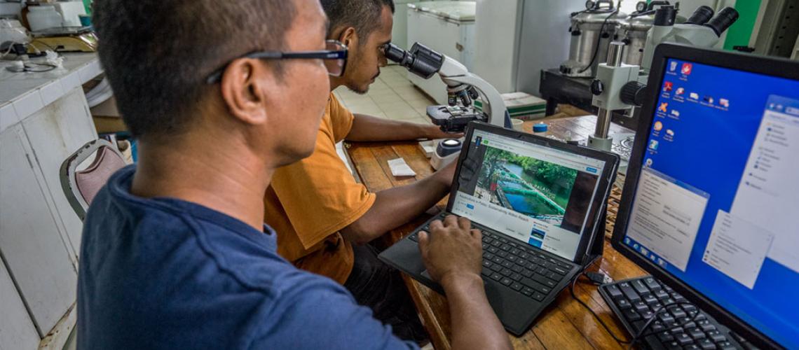 ADB_HQ's tweet photo. Developing #Asia has created 30 million jobs annually in industry, services over the past 25 years and this has been accompanied by improved productivity, rising earnings for workers, large reductions in poverty: Asian Development Outlook 2018 https://t.co/4BMa7nAdhw #ADO2018 https://t.co/JlxdJ0LGqg