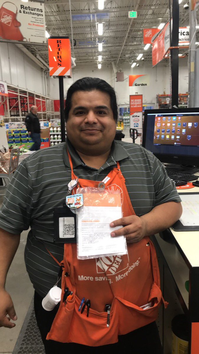 Congratulations to Victor Interconnected Sales Associate of the Month! Victor does an amazing job utilizing our endless aisles, he always finds a way to say YES to our customers. Thanks for all your hard work!
