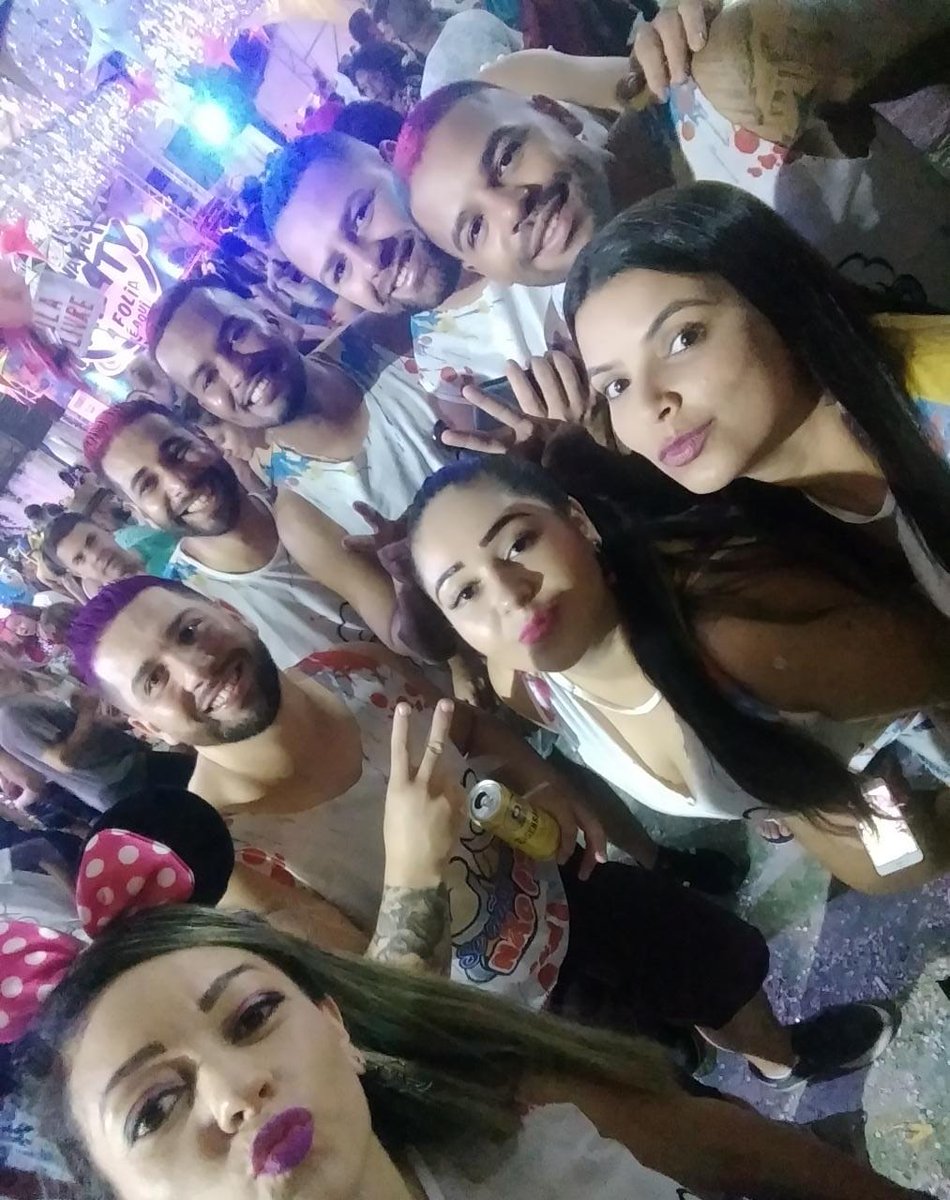 GiovaneCelini's tweet image. Carnaval #os8 embustes