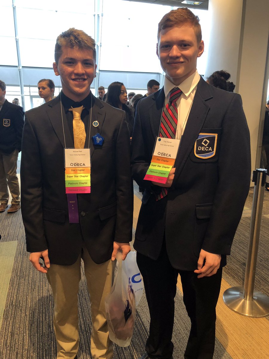 tahs_deca's tweet photo. some of our competitors! #VASLC https://t.co/BU32nzJBiA