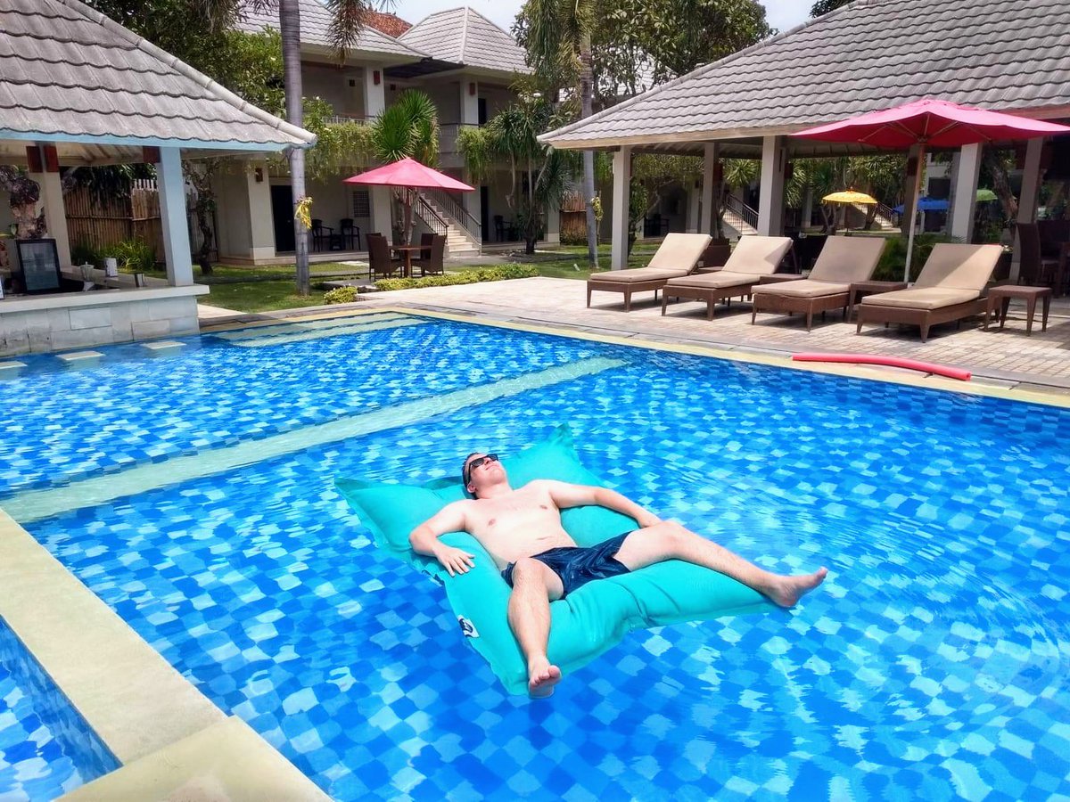 leescarter's tweet image. Argh...Mondays