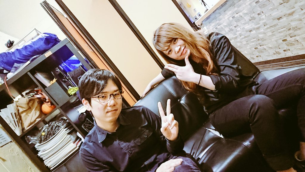 asagata_info's tweet photo. 一日遅れまして、
#ムシカのはこぶね 
無事終幕！
この度Asagataは、
ギター・コウジによるBGM、テーマソング作編曲、劇中伴奏、千秋楽オープニングアクトでの共演をさせて頂きました！！
まことにありがとうございました♪

かっこよさげに撮れた写真を一挙公開☆ https://t.co/4p0TzAym0o