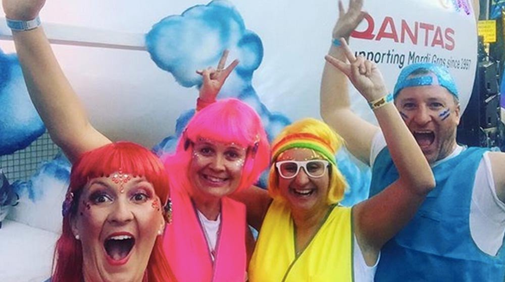 karryontravel's tweet photo. FABULOUS DAH-LING! The travel industry's colourful splash at the Sydney Mardi Gras https://t.co/CZrEQn7z8w #sydneymardigras #qantas #flyingroo #mardigras #travel #tourism #holiday #travelling #lgbtiq https://t.co/hX5s4nx7hq