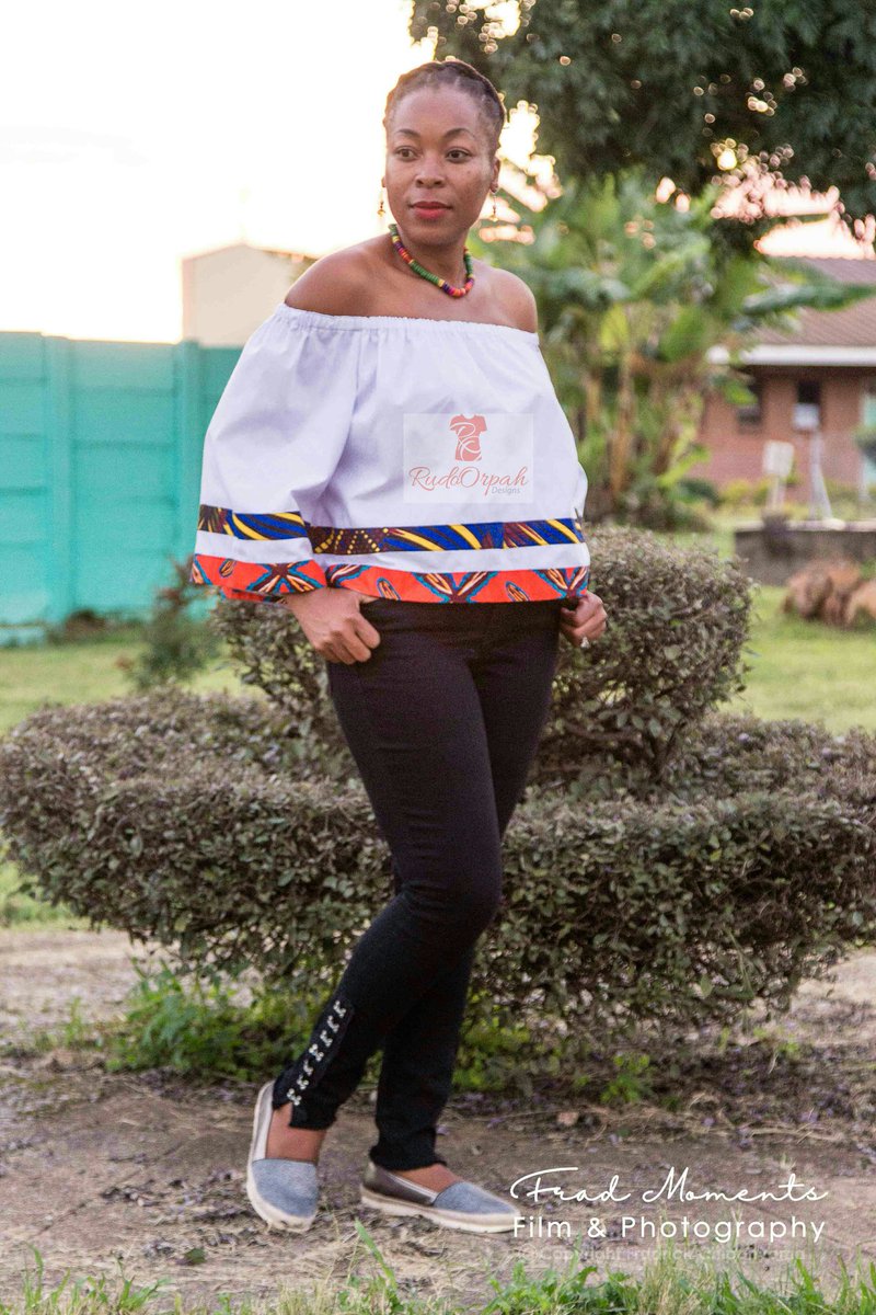RudoOrpah's tweet photo. Off- shoulder losses Top.
By: Rudo Orpah https://t.co/jWim5yqx6K