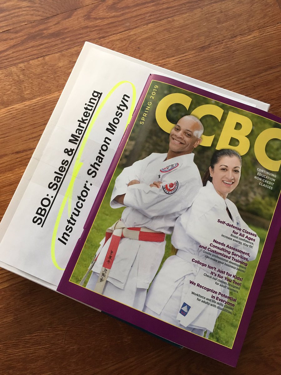 MostynMarketing's tweet photo. Our CEO, @sharonmostyn, taught a #Marketing class for #business owners (and those who want to own businesses) this weekend at @CCBCMD. What are you doing to share your knowledge? #sharingiscaring  #sharingbusinessstartingtips #marketingandadvertising https://t.co/5YMuQeV3Kr