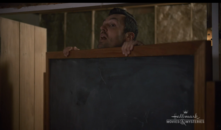HallmarkiesPod's tweet photo. Chuck is my new favorite 🤣#sleuthers #hallmarkies #chronicleMysteries #vinesthatbind https://t.co/JISZwzcPfc