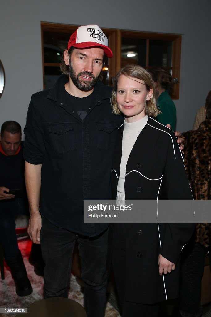 WasikowskaMX's tweet photo. PHOTOS | #NashEdgerton and #MiaWasikowska attend VICE Studios' 'Judy &amp; Punch' celebration at Stella's Film Lounge during the #Sundance2019 Film Festival at Stella's Film Lounge on January 27, 2019 in Park City, Utah.

📸: Phillip Faraone

#JudyAndPunch https://t.co/gI7DG7yJAT