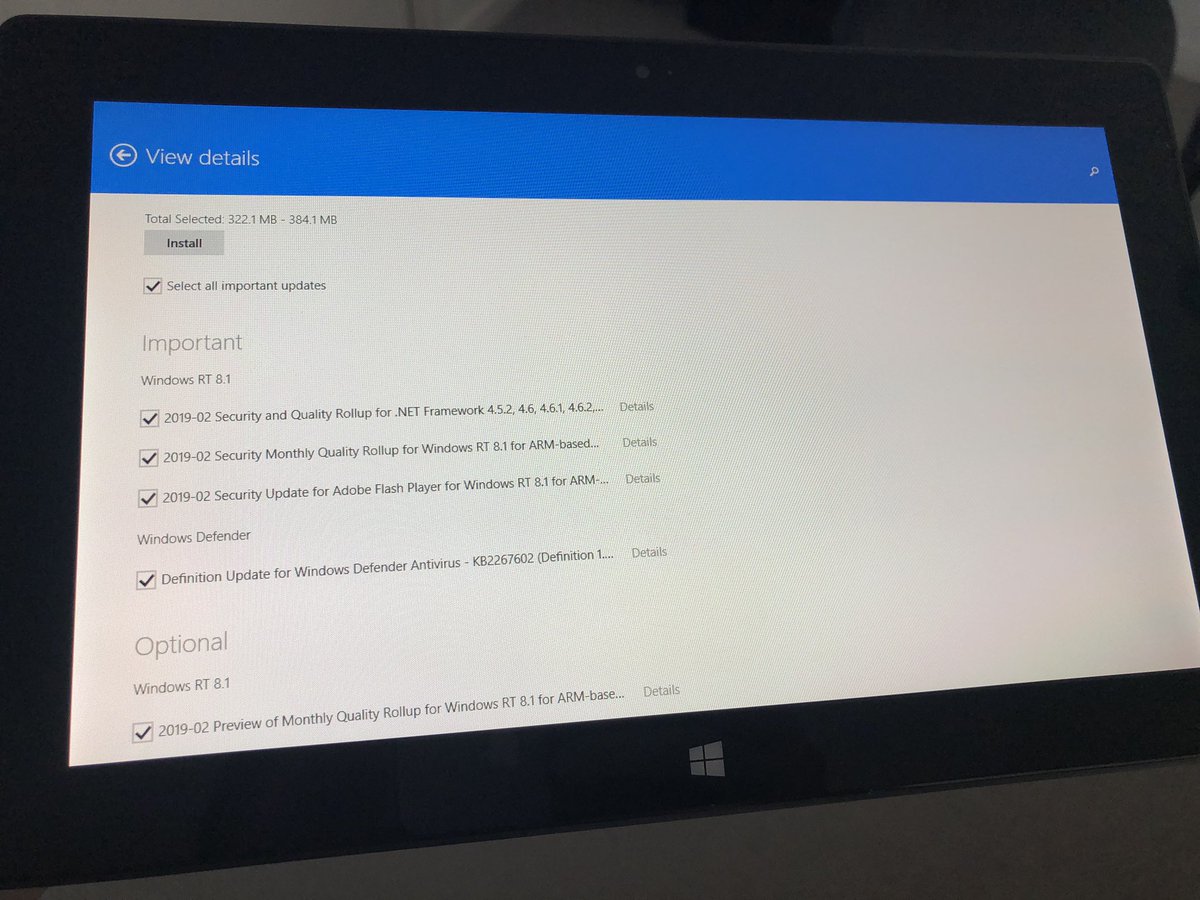 N1cks's tweet image. #WindowsRT &amp;amp; #SurfaceRT still receiving updates 🤓. 
Gonna use it to watch Netflix whilst treadmilling. 🏃‍♂️
Just a shame @hulu no longer works.
